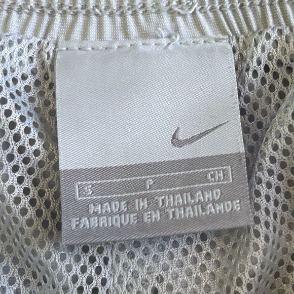 Nike Gray Nylon Track Pants Men’s Size Small Ankle Zip Lined Gym Workout Outdoor - Picture 9 of 11